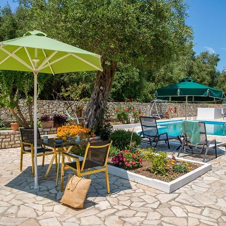 Aphrodite Studios & Apt With Pool Lakka  Luaran gambar