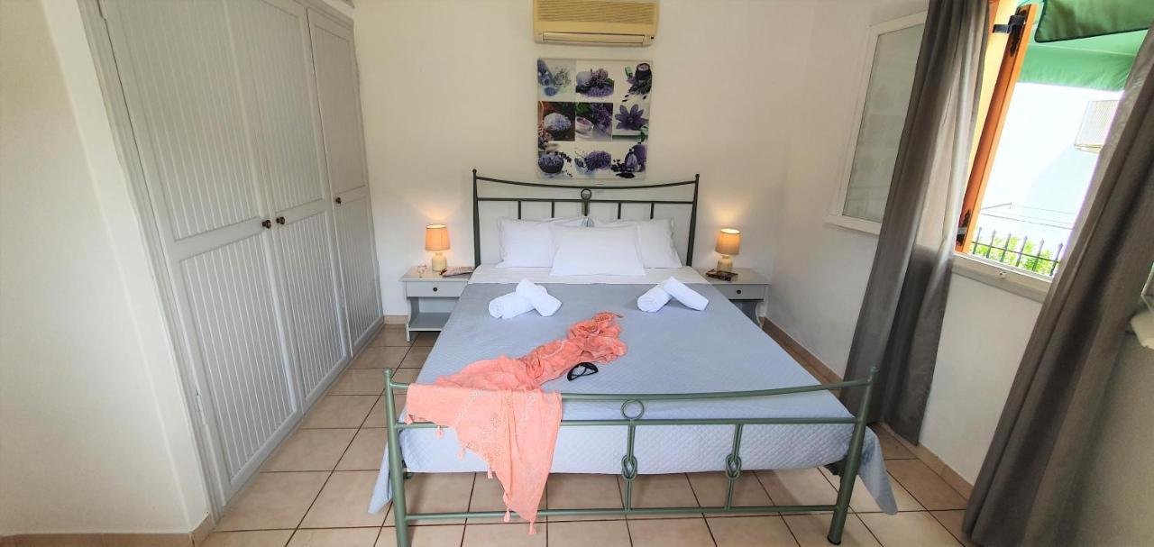 Aphrodite Studios & Apt With Pool Lakka  Luaran gambar