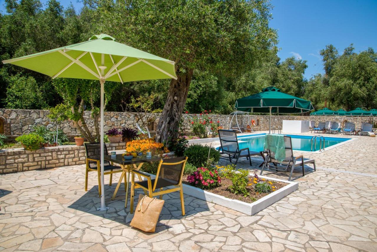 Aphrodite Studios & Apt With Pool Lakka  Luaran gambar